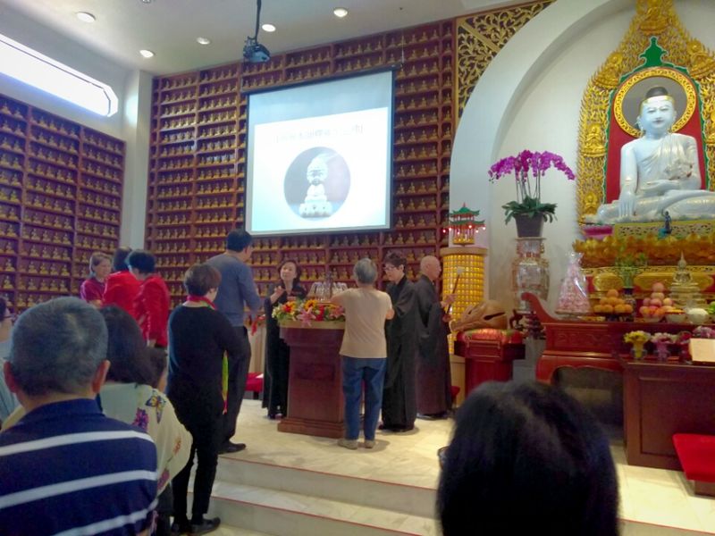 This Texas Temple Is Home To A Massive White Jade Buddha Statue - Decor Hint Learning Buddhism In Plain English