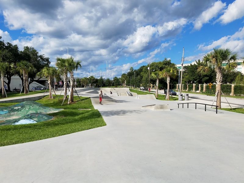 This Underrated 11-Acre Florida Park Is Filled With Massive Whimsical Sculptures - Decor Hint Practical Tips Before You Go