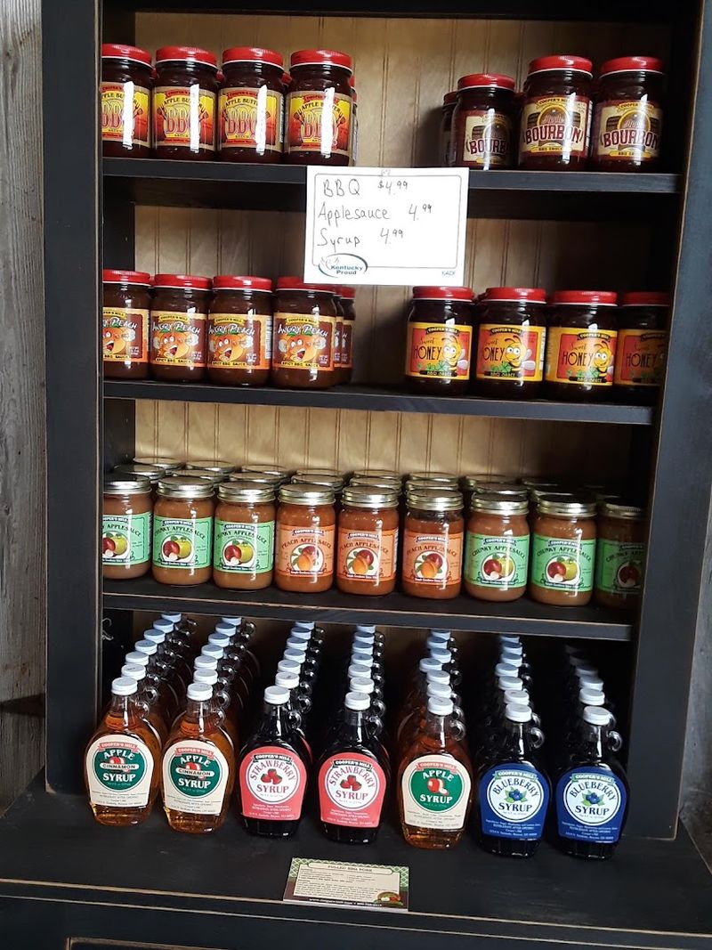 Farm-Fresh Honey Worth Every Sticky Finger