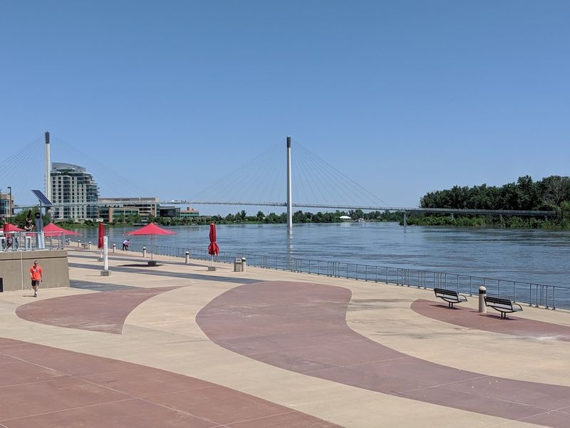 This Omaha, Nebraska Market Turns One Downtown Stroll Into An All-Day Adventure - Decor Hint Lewis And Clark Landing Brings Recreation To The Water's Edge