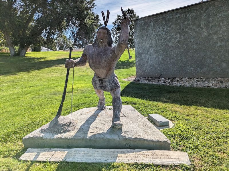 Outdoor Statues And Unique Landmarks