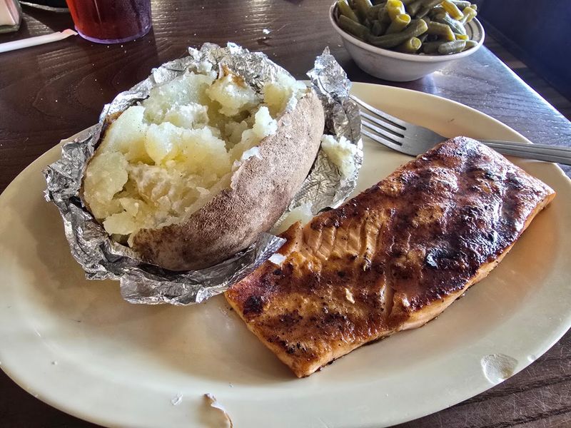 Why Old-School Restaurants Still Win