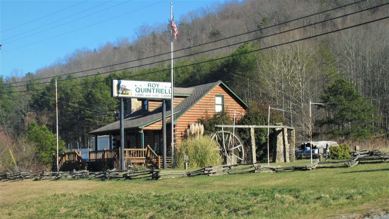 This Georgia Town Is Becoming One Of The State's Favorite Mountain Getaways - Decor Hint A Culinary Scene Full Of Surprises