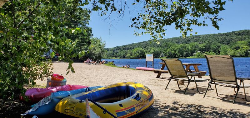 The Island Campground, East Lyme 