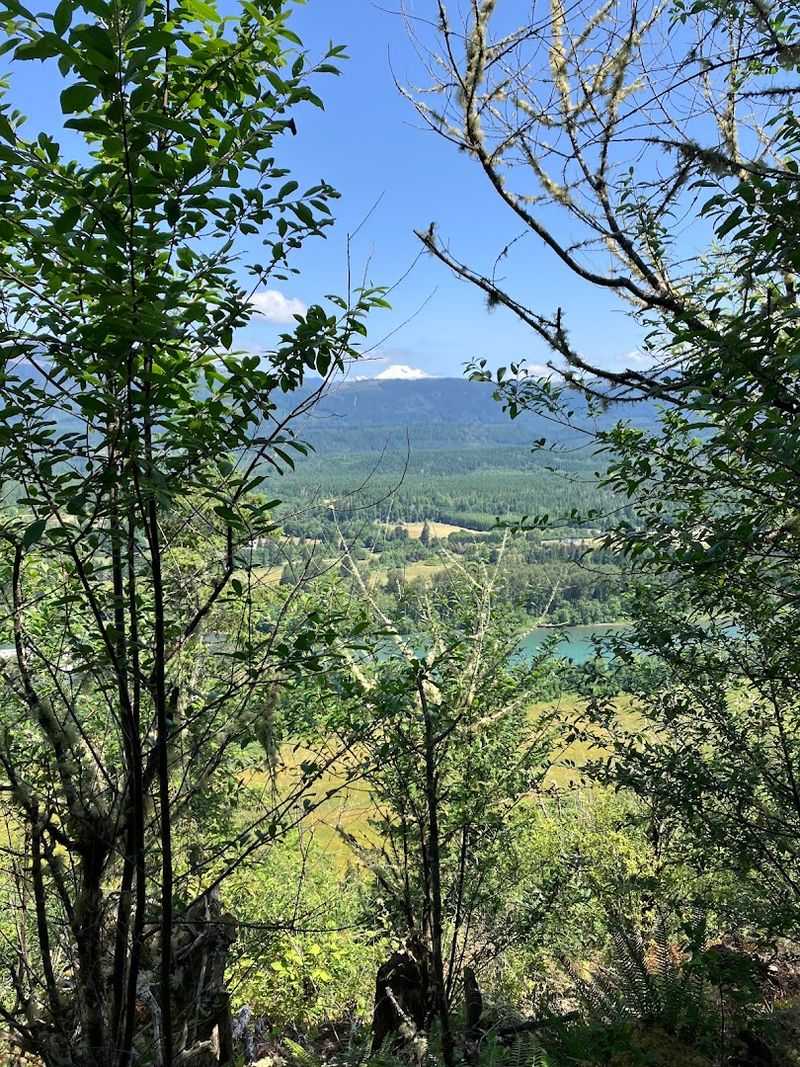 10 Washington Nature Retreats That Feel Peaceful Without The Long Drive - Decor Hint Fox Creek Falls Retreat Center, Sedro-Woolley