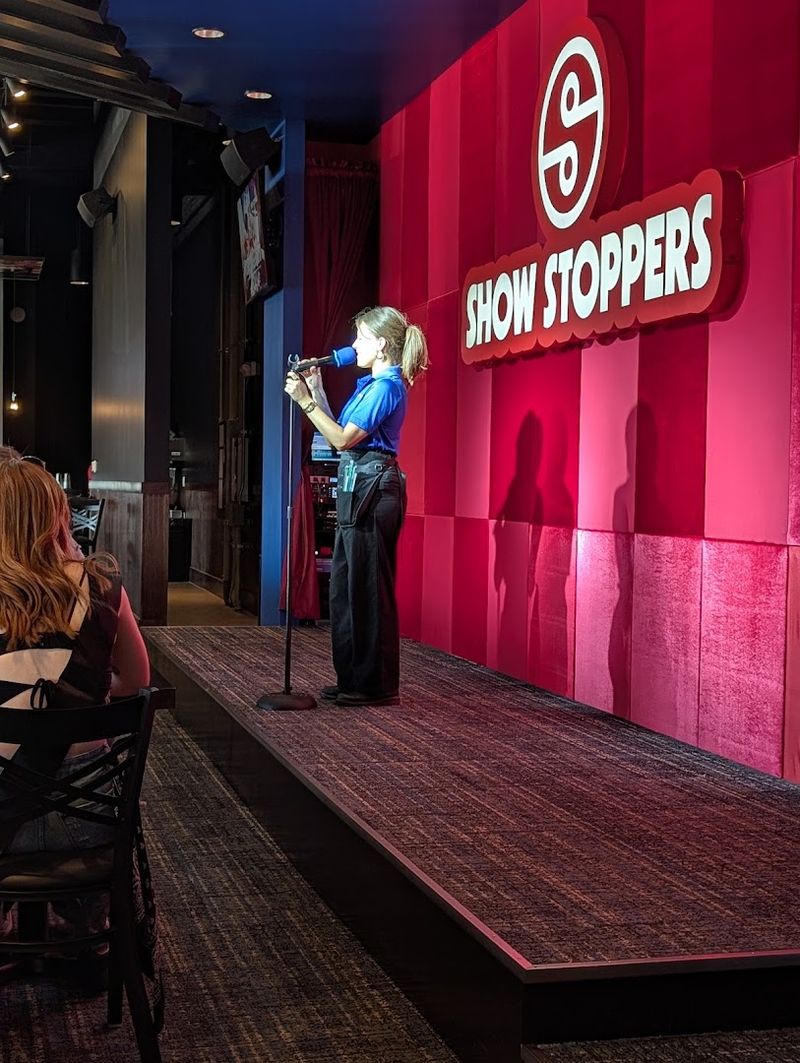 Show Stoppers Family Dining & Entertainment, Lincoln