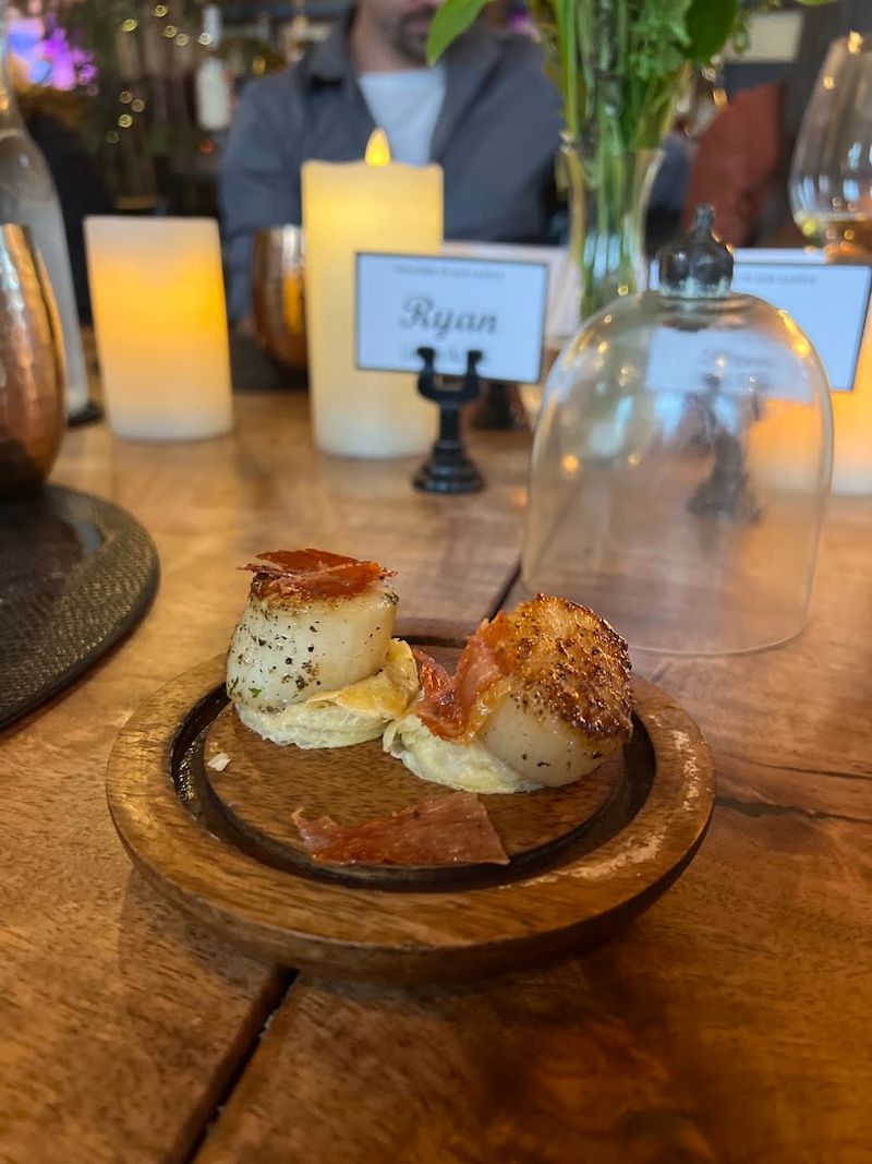 9 Idaho Restaurants Where Getting A Table Takes Planning - Decor Hint Candle In The Woods, Athol