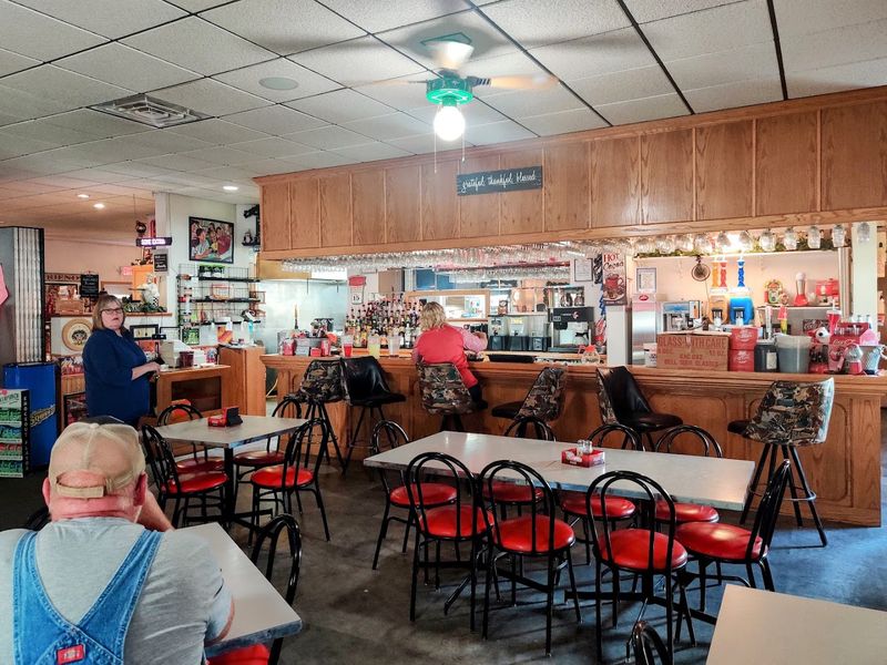 Bubba's Anytime, Strang 