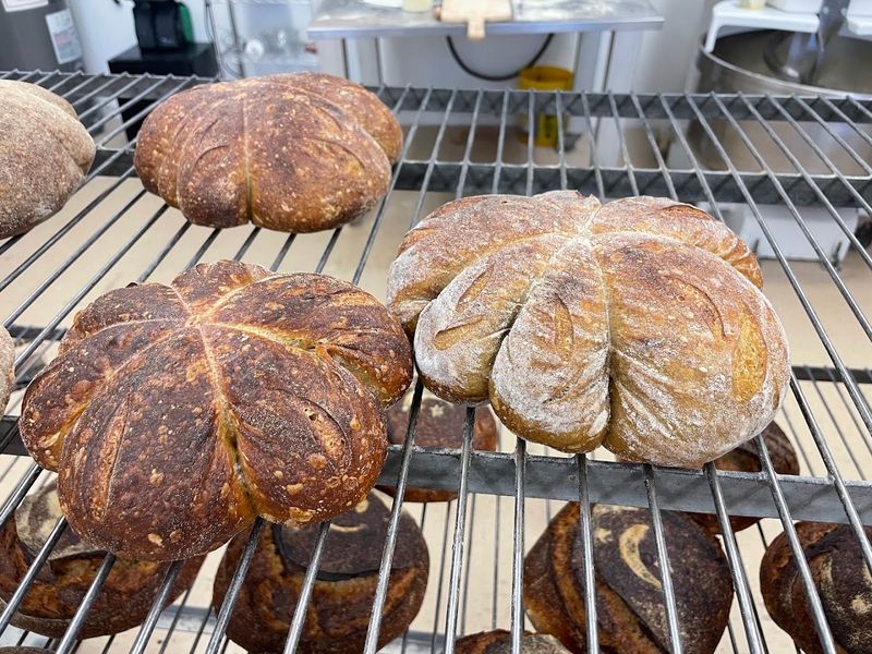 This Small Connecticut Bakery Is Worth The Drive For Its Freshly Made Sourdough - Decor Hint Local Favorite Stop