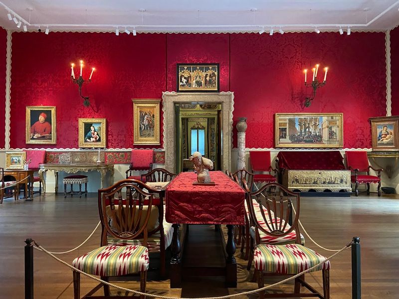 The Art Heist That Still Haunts The Walls