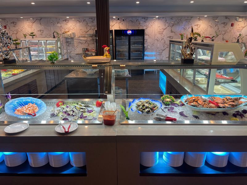 Ocean Buffet, Riverdale