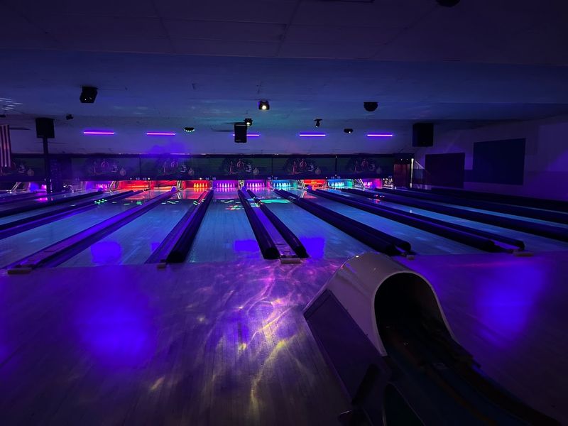 This Connecticut Duckpin Bowling Alley Feels Like A Retro Family Night Out - Decor Hint Holiday Decorations Make Every Visit Feel Special