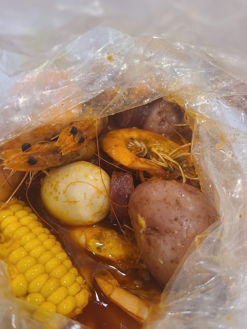 This California Seafood Shack Serves Crab Boils Straight From A Steaming Bag - Decor Hint B07 a49pWn9AgjvE - Decor Hint
