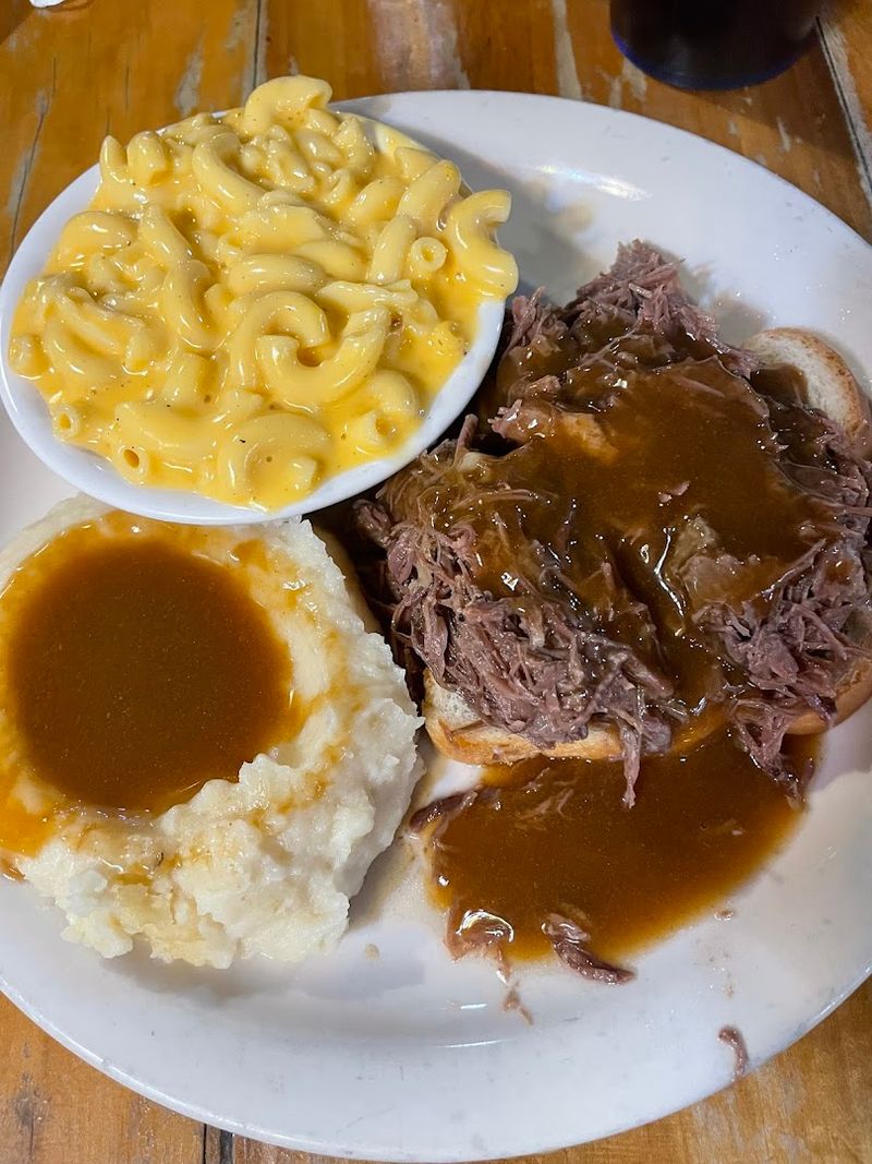 10 Low-Key Bardstown, Kentucky Restaurants Locals Keep Suggesting To Everyone Who'll Listen - Decor Hint Mammy's Kitchen & Bar
