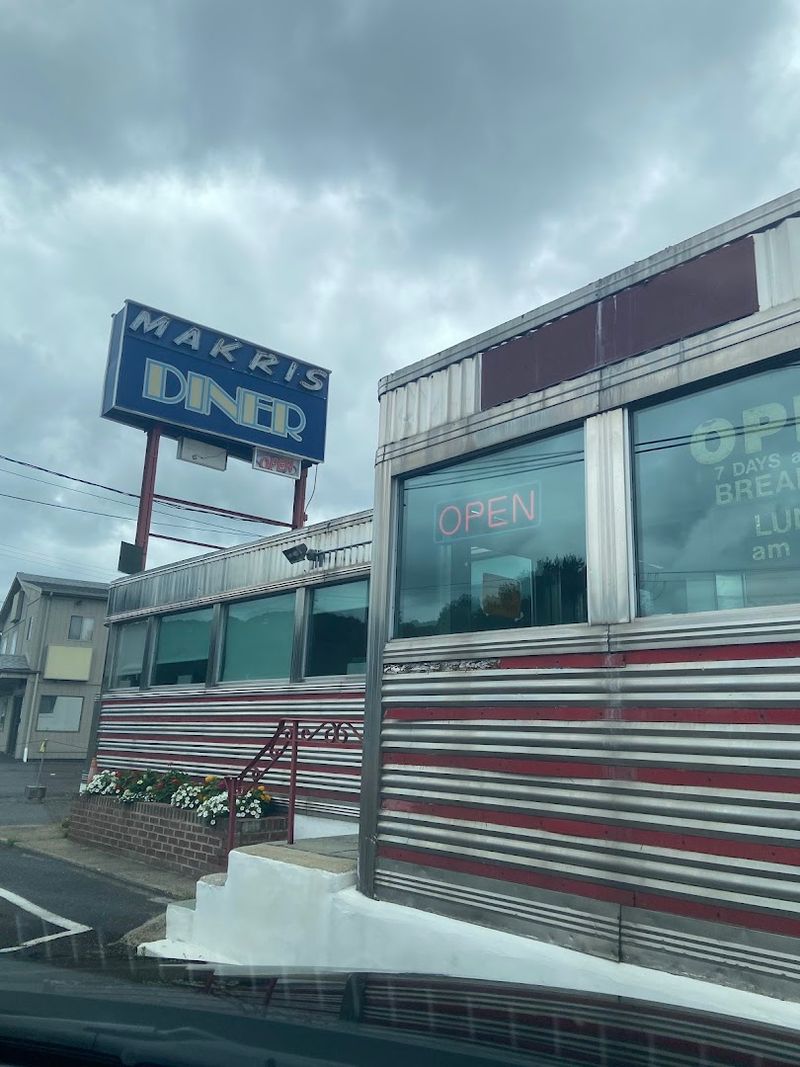Makris Diner, Wethersfield 