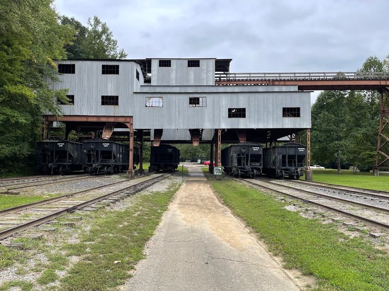 9 Historic Kentucky Ruins That Belong On Your Bucket List - Decor Hint Blue Heron Mining Community