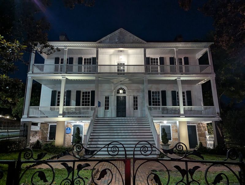 These 12 North Carolina Historic Homes Are Said To Be Real Paranormal Hotspots - Decor Hint Burgwin-Wright House And Gardens