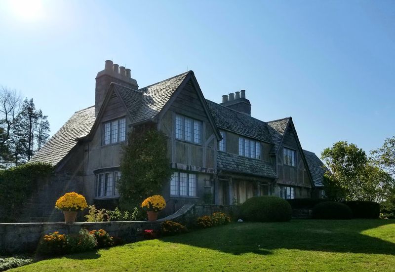 This Spot In Connecticut Is The Kind Of Place That Makes You Slow Down Instantly - Decor Hint Historic Estate Grounds To Explore