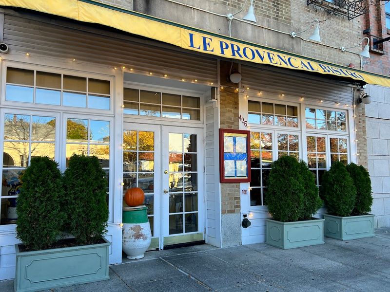 10 French Restaurants In New York For Every Occasion - Decor Hint Le Provençal Bistro, Mamaroneck