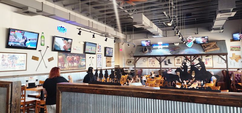 10 Nebraska Restaurants Where The Lunch Deal Steals The Entire Show - Decor Hint Texas T-Bone Steakhouse, Grand Island, Nebraska