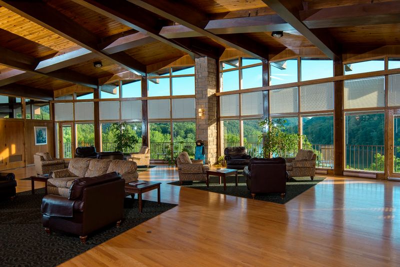 Buckhorn Lake Lodge