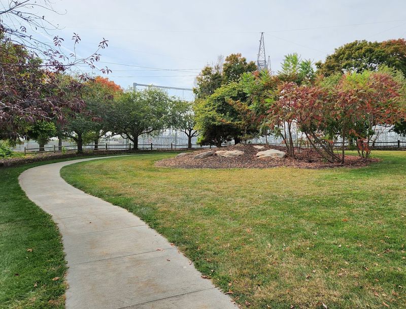 These 11 Senior-Friendly Nebraska Walking Trails Keep The Pace Gentle And The Scenery Peaceful - Decor Hint OPPD Arboretum Trails, Omaha