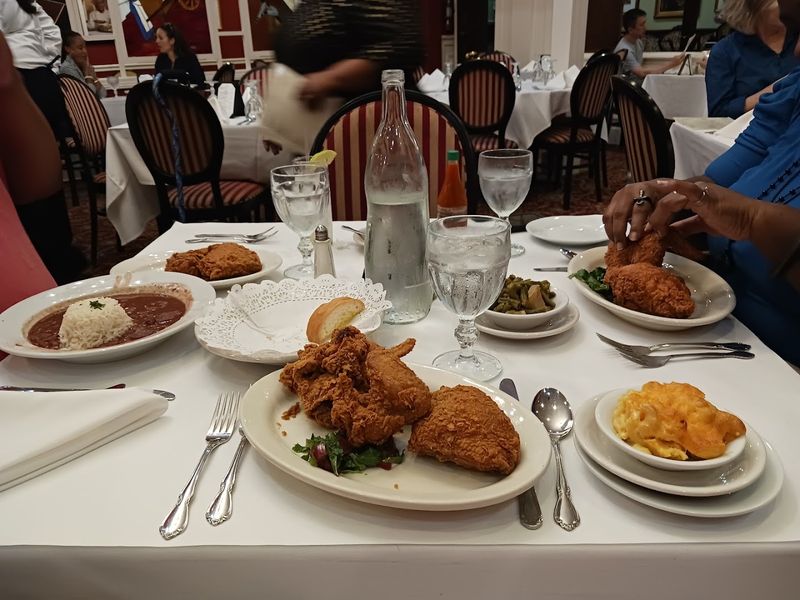 9 Louisiana Restaurants Serving The Flavors The State Is Known For - Decor Hint Dooky Chase's Restaurant, New Orleans