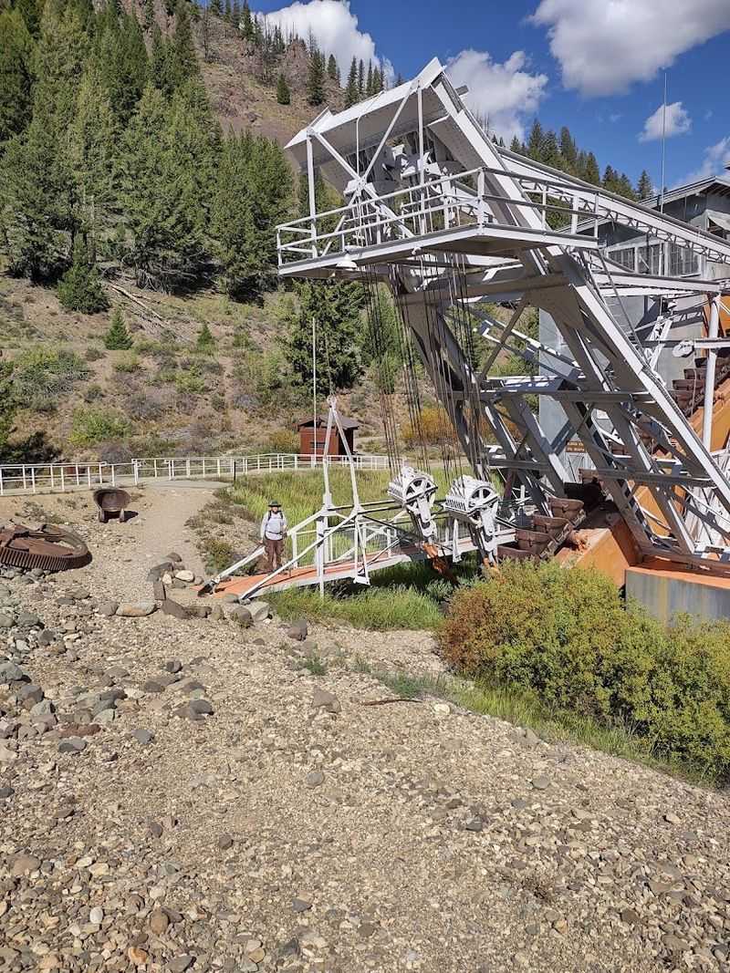 This Idaho Backroad Leads To Ghost Towns, A Gold Dredge, And Frontier Ruins - Decor Hint The Yankee Fork Gold Dredge Looks Too Huge To Be Real