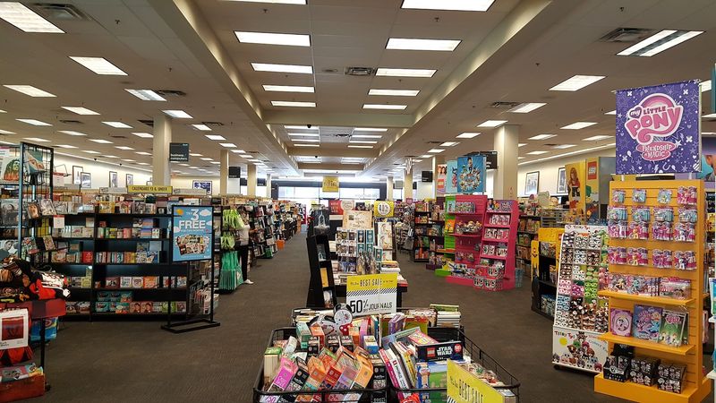 Books-A-Million, Brandon