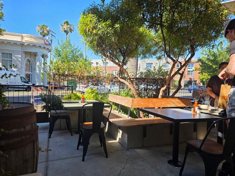 These 13 California Southern Restaurants Serve The Kind Of Comfort Food Worth Crossing The State For - Decor Hint Fixins Soul Kitchen, Sacramento