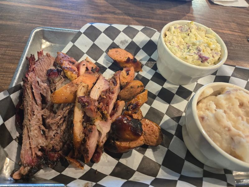 Pulled Pork Keeps Backyard Gatherings Easy