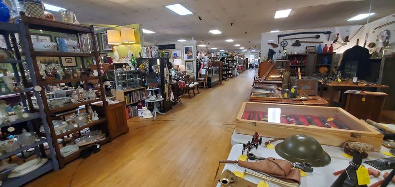 This Former North Carolina Skating Rink Is Now A 12,000-Square-Foot Antique Treasure Hunt - Decor Hint Dozens Of Vendor Booths Keep Every Visit Different