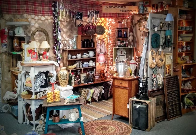 Check The Dealer Booths For Vintage Décor, Collectibles, And Nostalgia