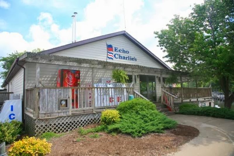 Echo Charlie's Bayside Restaurant
