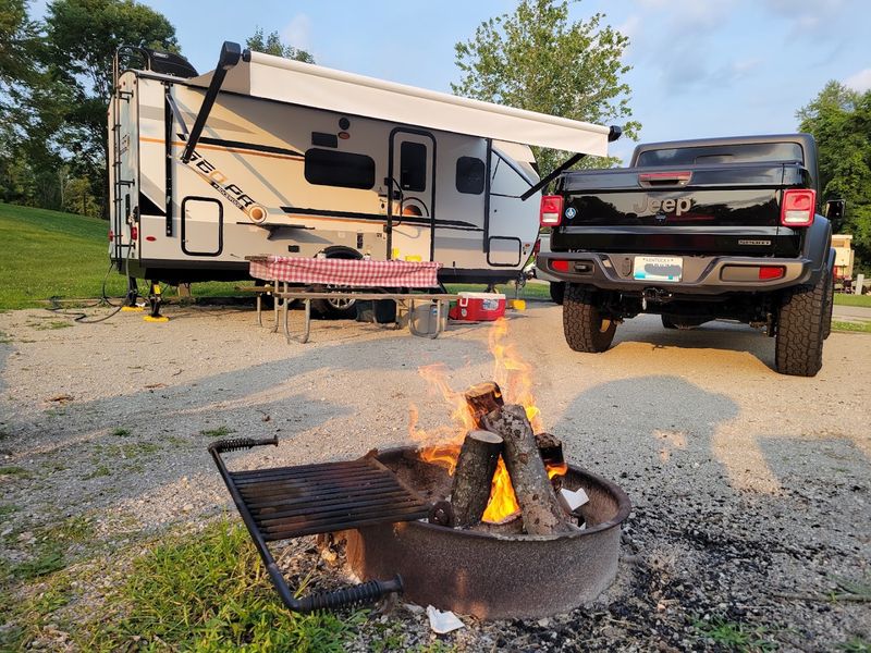 9 Kentucky Lake Parks And Waterfront Areas Your Pup Will Absolutely Love - Decor Hint Taylorsville Lake State Park
