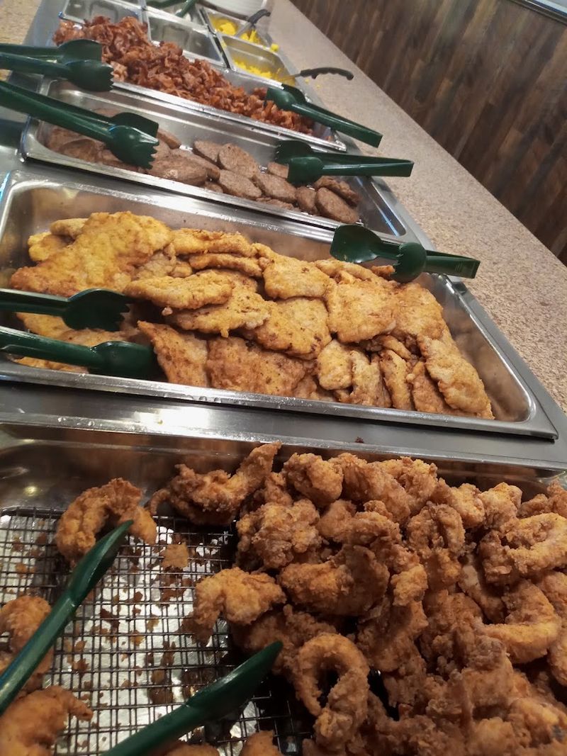11 Georgia Restaurants Where The Lunch Specials Steal The Show - Decor Hint Longstreet Cafe, Gainesville