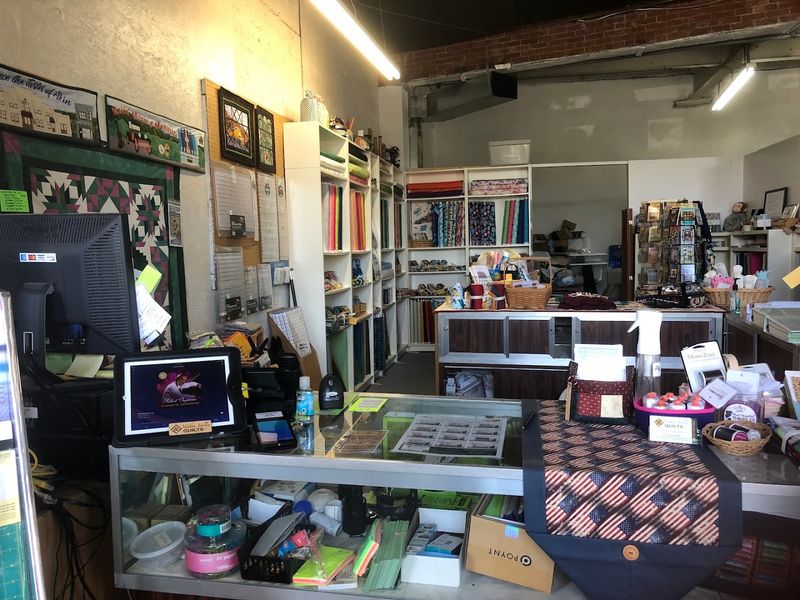 This North Carolina Quilt Studio Teaches Beginners How To Turn Intricate Patterns Into Handmade Masterpieces - Decor Hint Ask Questions While Experienced Instructors Guide You