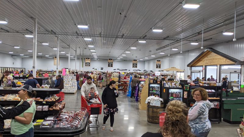 This Sprawling Missouri "Amish Walmart" Is A One-Stop Shop For Homemade Goods - Decor Hint Handmade Furniture And Woodwork Worth Stopping For