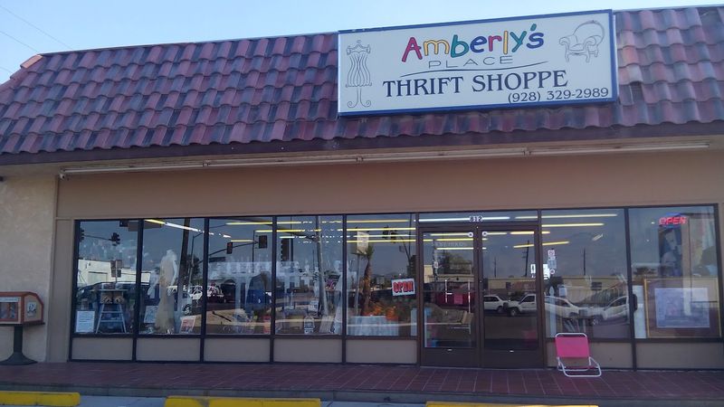 Amberly's Place Thrift Shoppe, Yuma