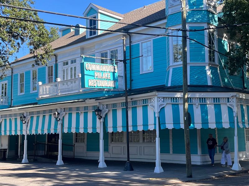 9 Louisiana Restaurants Serving The Flavors The State Is Known For - Decor Hint Commander's Palace, New Orleans