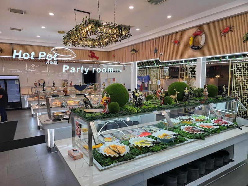 10 California Buffets That Serve Food Better Than The Summer County Fair - Decor Hint UMI Hotpot Sushi And Seafood Buffet, City Of Industry