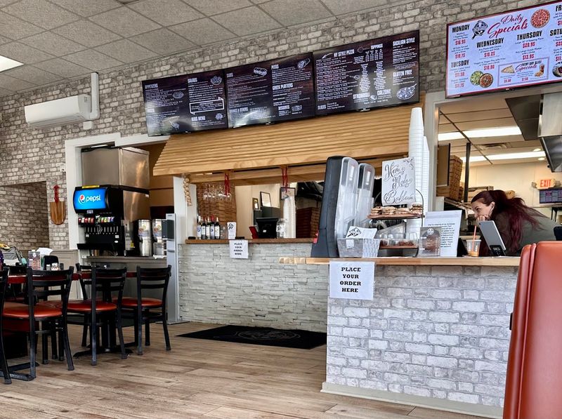 11 North Carolina Pizzerias You Probably Haven't Tried Yet But Should In 2026 - Decor Hint Pizza Greco