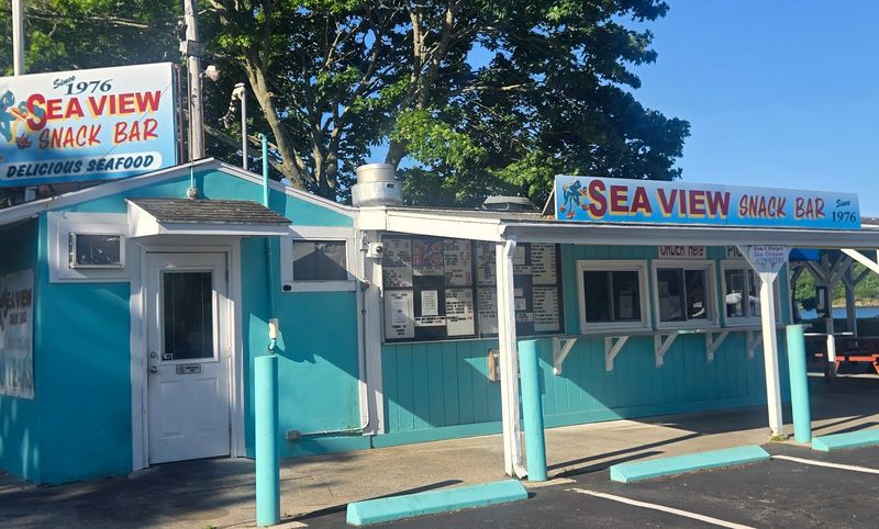 Sea View Snack Bar, Mystic
