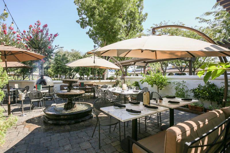 Pietro's No. 2, Vacaville