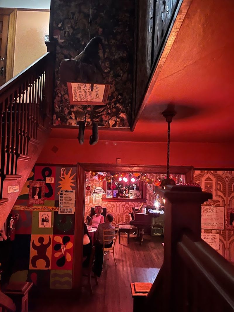Why This Place Keeps Drawing People Back
