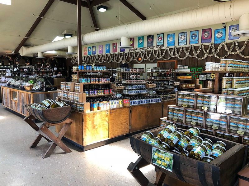 12 California Places Built Around One Very Specific Industry - Decor Hint Gilroy, Garlic