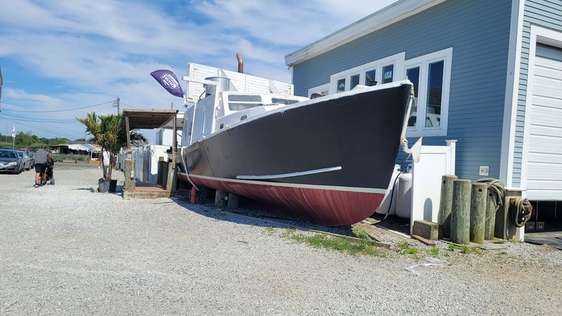 Why The Food Boat Setting Feels Different