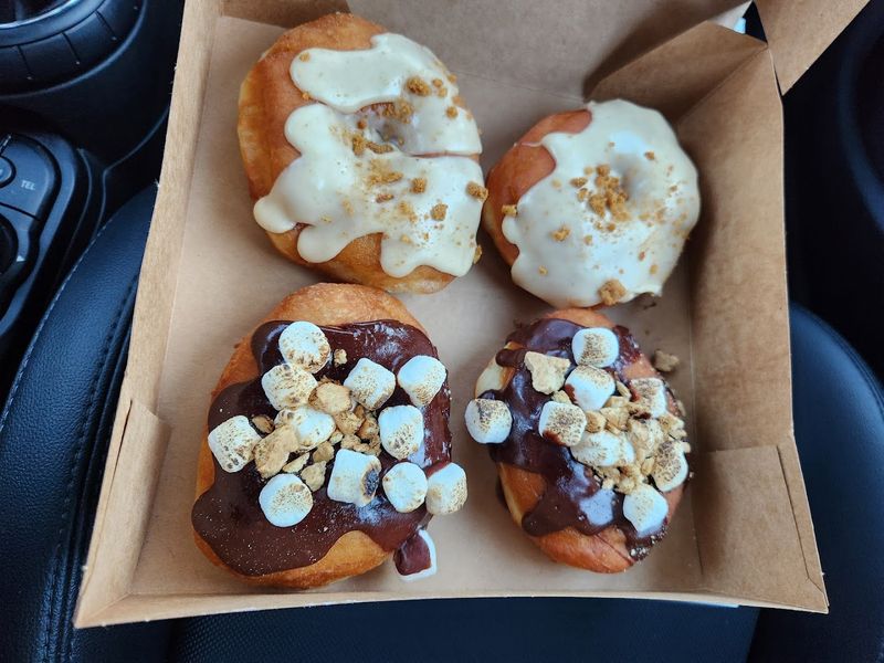This North Carolina Amish-Style Bakery Turns Saturdays Into Donut Day, And Locals Know To Show Up Early - Decor Hint Bulk Foods Make The Visit More Than A Bakery Run
