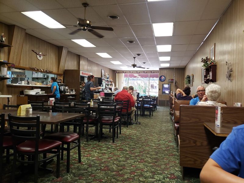 Farmer's Daughter Cafe, Grand Island