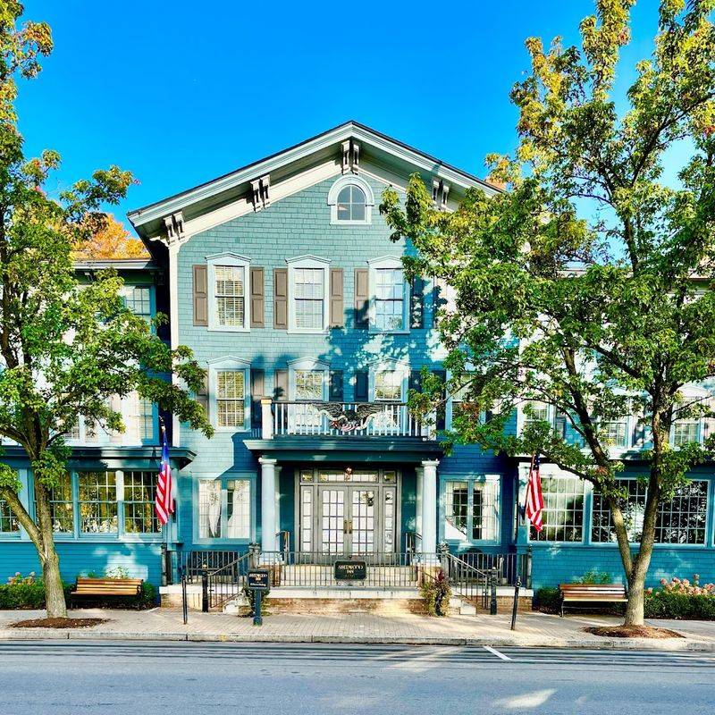 Sherwood Inn